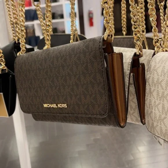 MICHAEL KORS Jet Set Travel Medium Phone Xbody Bag - Picture 4 of 16